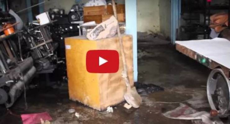بالفيديو:تنام وسط القمامة لتطالب بحقها الضائع!