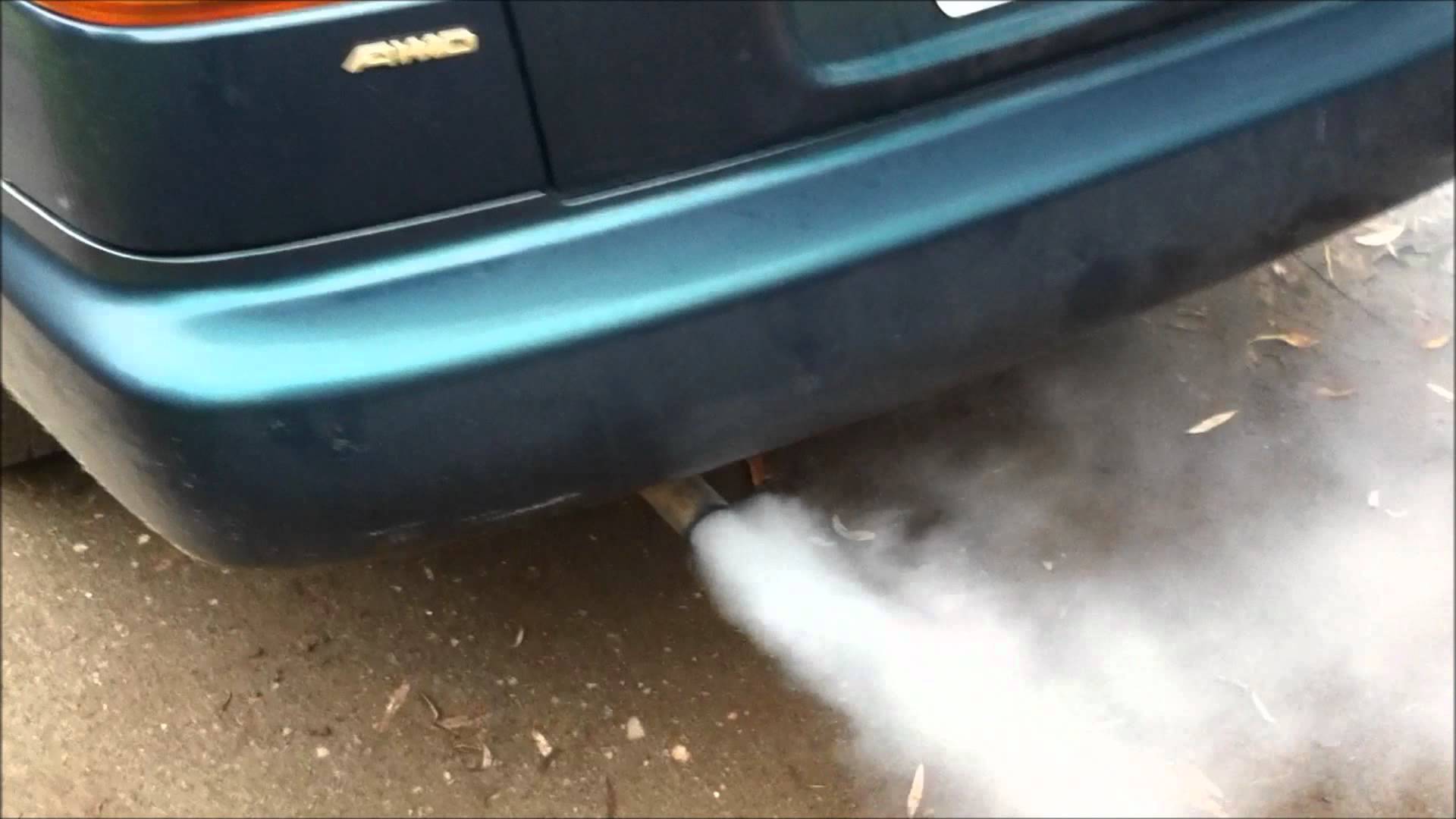 الدخان العادم الذي يخرج من السيارات تعرف على أنواعة وأسبابه 