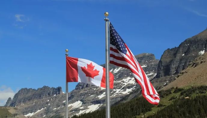 ترامب يهدد بوقف افتتاح جسر مع كندا مطالباً بنصف ملكيته