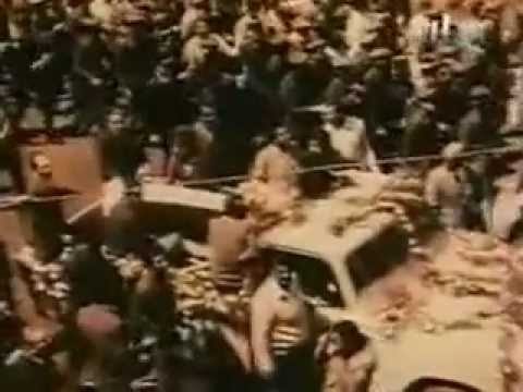 فيديو و صور نادر لجنازة "عبدالحليم حافظ" وجثمانه بقي ليلة كاملة في المسجد بأمر من الشعراوي