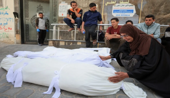 ارتفاع حصيلة الشهداء في غزة إلى 72549 منذ بدء العدوان الإسرائيلي