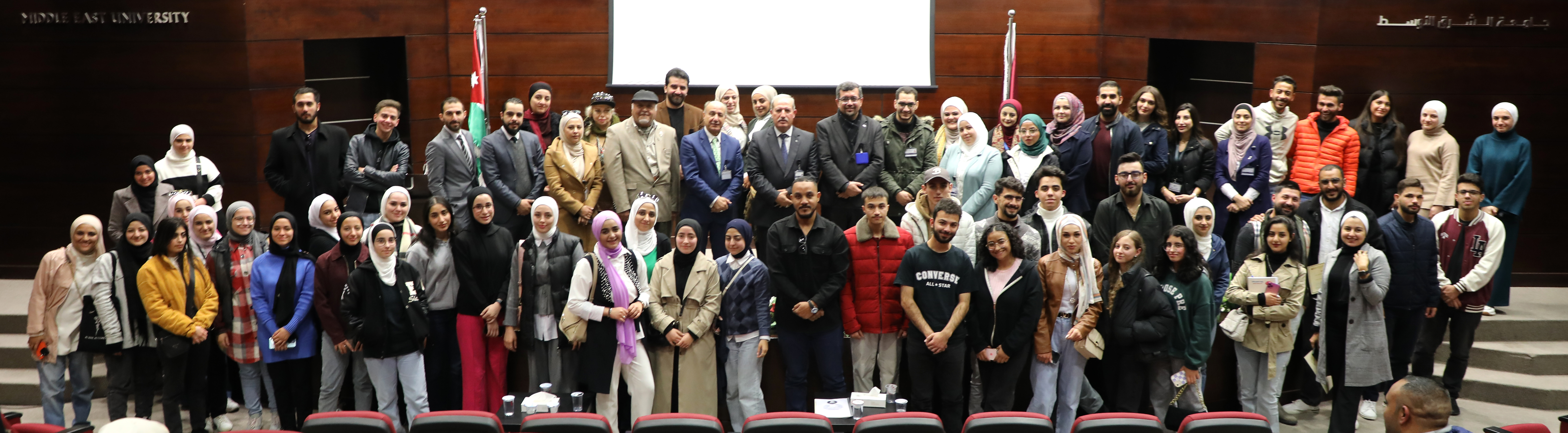 "عمارة وتصميم الشرق الأوسط" تشارك طلبتها المستجدين رحلة تفوقها في روما