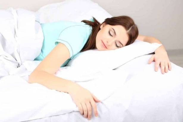 أطعمة تحارب الأرق وتجلب النوم