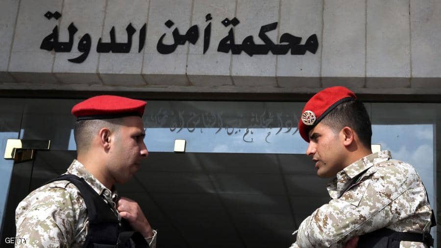 قضية الدخان : (2) من المتهمين توفوا و (4) اصيبوا بجلطات و(3) افرج عنهم و(6) فارين من وجه العدالة  ..  تفاصيل