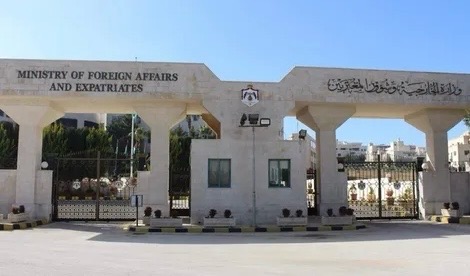 بريطانيا تلغي العمل بنظام التأشيرة الإلكترونية للأردنيين