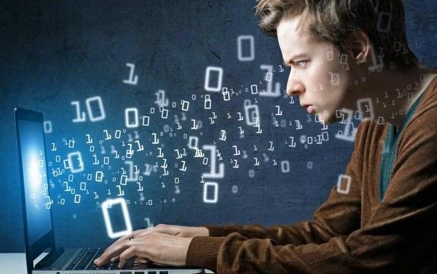 لا تتطلب شهادات  ..  10 وظائف تقنية برواتب مرتفعة