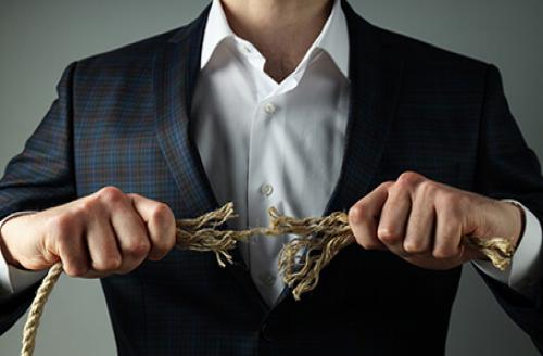 أخشى من تشوه سمعتي بين الناس، فهل هذا الأمر محمود أم مذموم