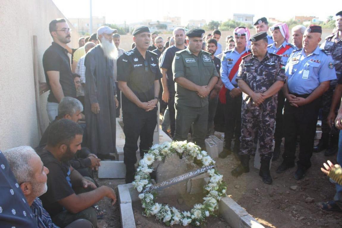 الأمن العام يُشارك بتشييع جثمان الوكيل زياد عبد الرحمن عبابنة