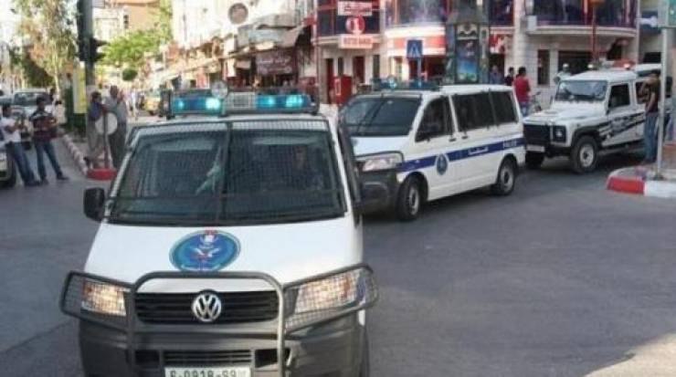 بيت لحم: الشرطة تلقي القبض على مواطن هدد زوجته وأطفاله بالقتل