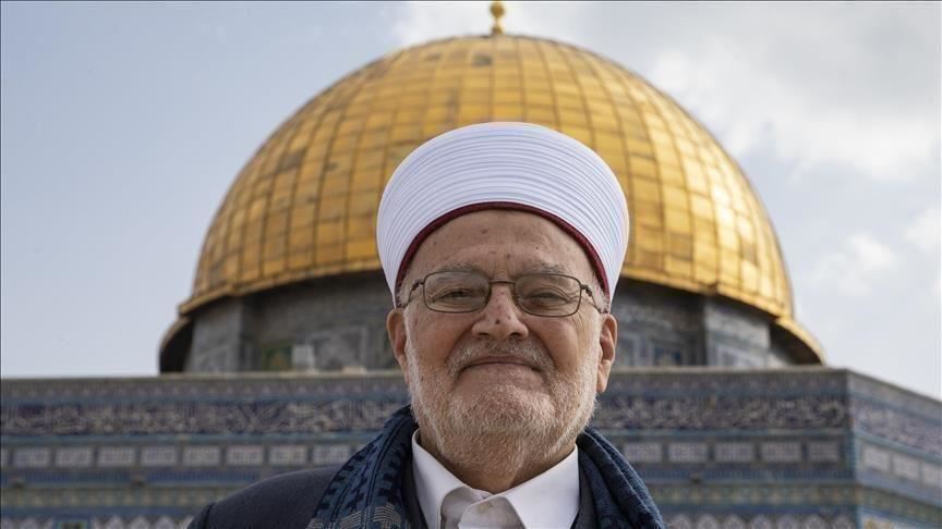 خطيب المسجد الأقصى لسرايا: اهالي غزة يَقِفون لوحدهم في الميدان وأُحمل الأمة الإسلامية مسؤولية ما يحدث في الاقصى 
