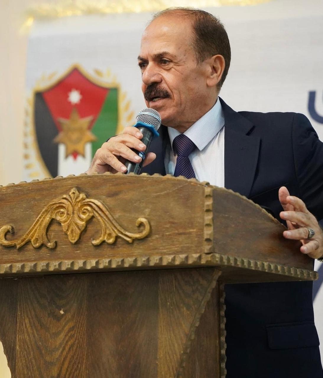 عشائر الخزاعلة ترد على نتنياهو: نحن شعب من إذا قيل "الأرض في خطر"  نلبس الموت كما يلبس المقاتل درعه ..  ونمضي إلى المعركة دون أن نلتفت