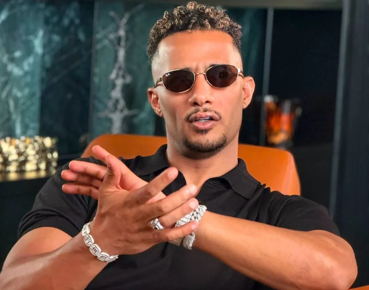 مؤلفة تقاضي محمد رمضان بسبب أغنية "أنا مليونير" وتطالب بحذفها