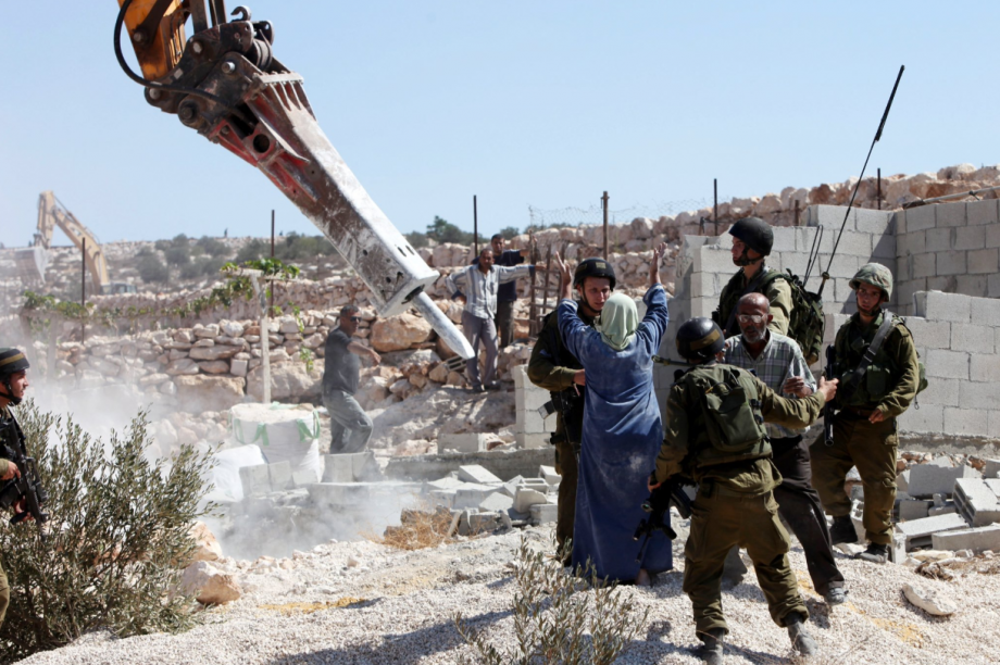 تشريد مئات الفلسطينيين في الضفة الغربية بسبب عنف المستوطنين والاحتلال