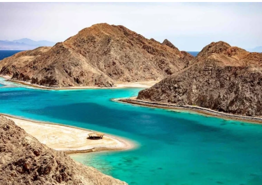 جزر غير مكتشفة في البحر الأحمر والبحر العربي