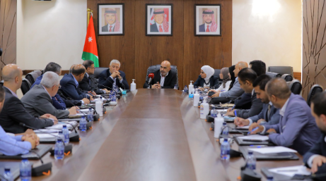 "العمل النيابية" تبحث موضوع فصل عدد من الموظفين في شركة الأسواق الحرة الأردنية