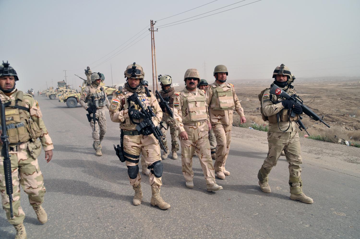 الجيش العراقي يبلغ أهالي الفلوجة بالاستعداد لاخلاء المدينة تمهيداً لاقتحامها