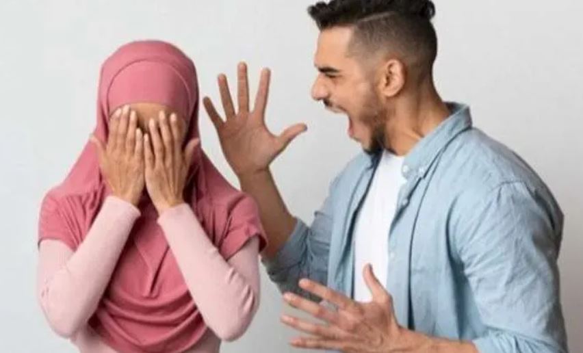 ما الحكم الشرعي في قول الرجل لزوجته: "تحرمي عليّ كما حرمت أختي"؟ ..  الإفتاء الأردنية تُجيب