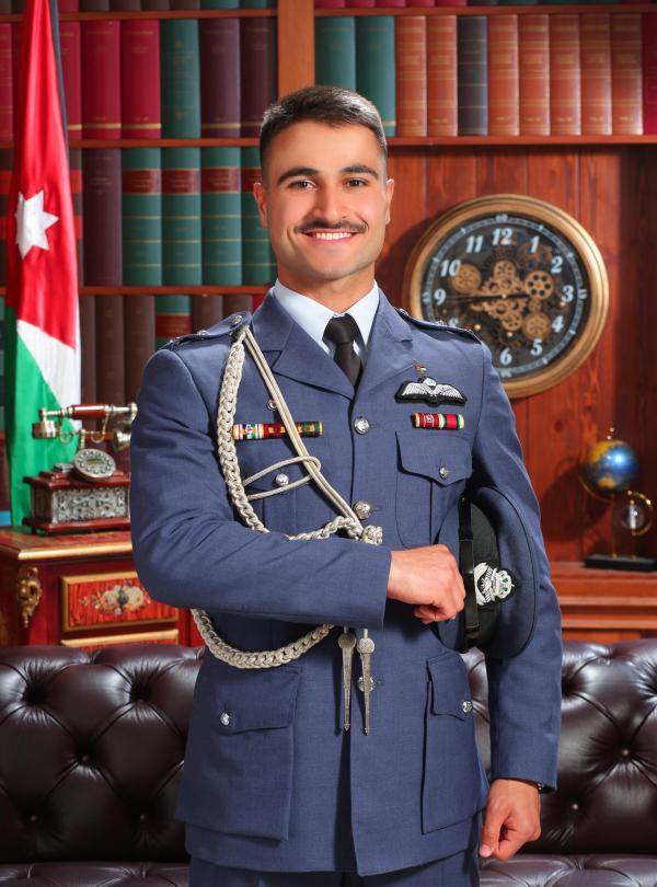 الملازم فوزي حيدر ابزاخ  ..  مبارك