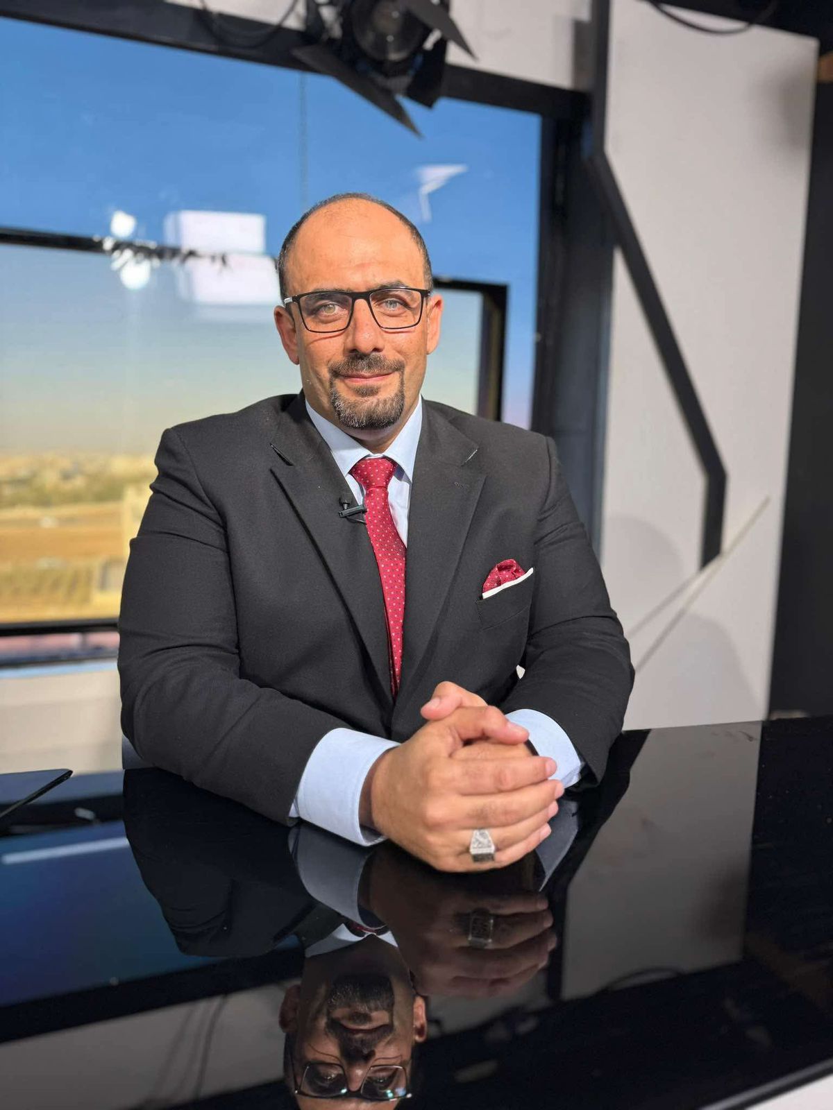 هل تعيد الحكومة تشكيل عقليتها في تشغيل الشباب