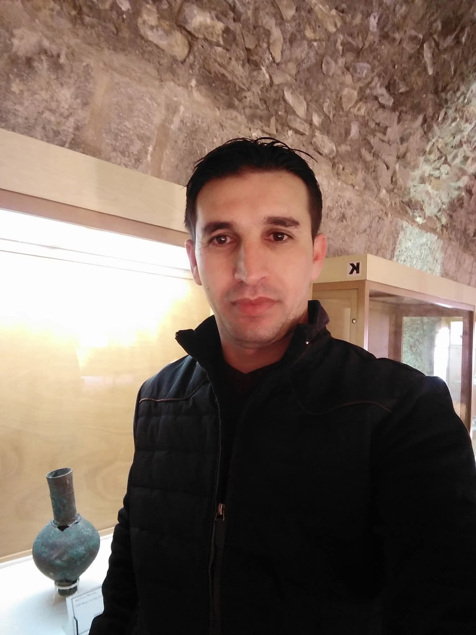 الحزن يخيم على مواقع التواصل إثر وفاة الشاب أحمد بني عطا  