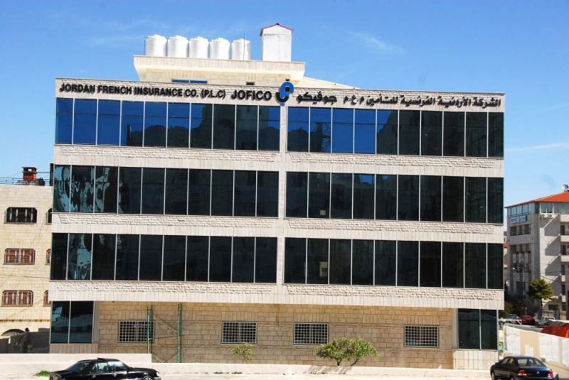 الشركة الاردنية الفرنسية للتأمين تُخل بشرطين من شروط الادراج في السوق الأول ..  وبورصة عمّان تتخذ اجراءات فورية