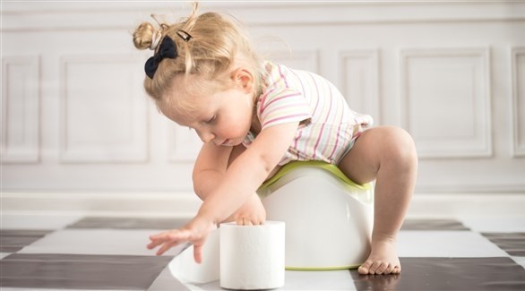 ما أسباب الإمساك لدى الأطفال؟