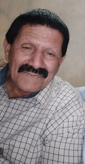 رسالة من تلميذ لمعلمه في يوم المعلم: "كنت النور الذي بدد ظلمات الجهل"