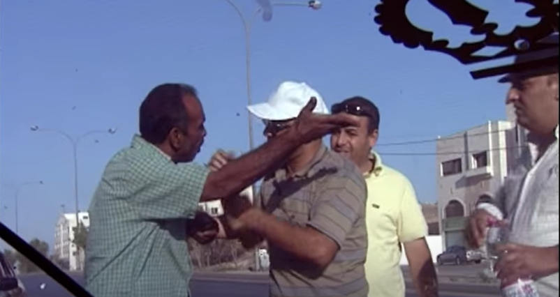 الكاميرا الخفيه: مع سائقين تنكات المياه