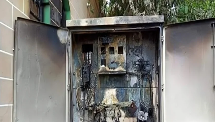 مصر: محول كهرباء يحرق طفلاً عقب خروجه من مسجد