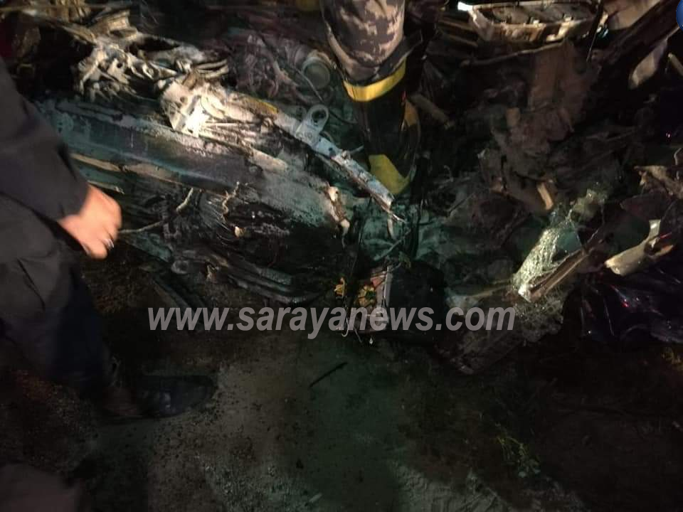 عاجل .. بالصور: وفاة شخص وإصابة(2) أخرين اثر حادث تصادم مروع على طريق البحر الميت