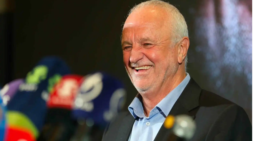 رسميًا ..  تمديد عقد جراهام أرنولد مدرب منتخب العراق