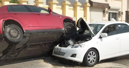 إصابة (8) أشخاص اثر حادث تصادم في محافظة العاصمة