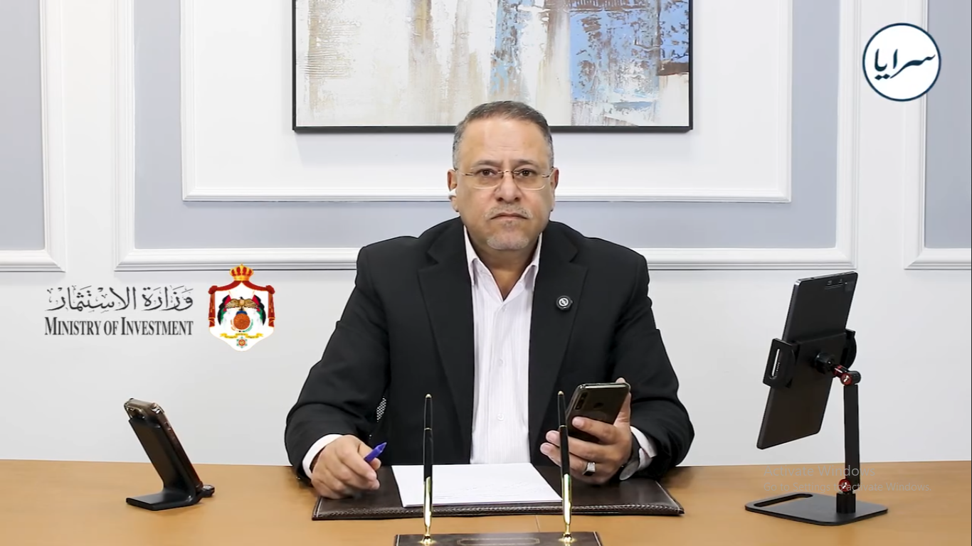 وزير للزميل هاشم الخالدي: "مكالمتك أشعلت التغيير في الوزارة" ..  استمع لآخر الفيديو ماذا حدث