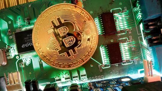 سقوط مدو لعملة بيتكوين