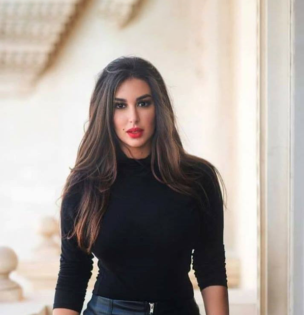 قيمة ساعات ياسمين صبري حديث السوشال ميديا ..  بالصور! 