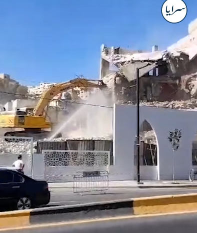بالفيديو ..  أمانة عمّان تباشر هدم منازل في منطقة المحطة ضمن مشروع إعادة التأهيل