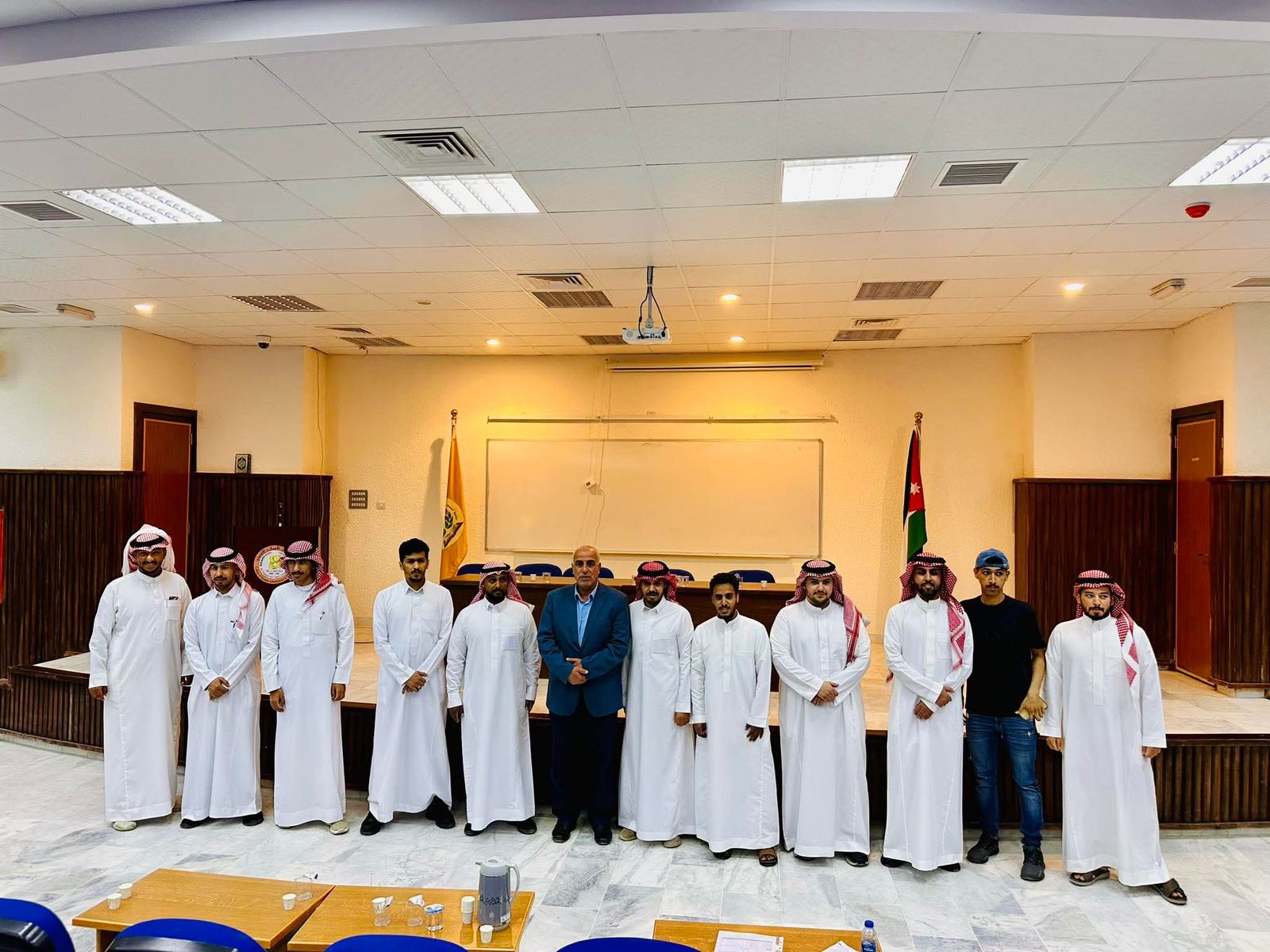  رئيس جامعة الحسين بن طلال يلتقي الطلبة السعوديين ويؤكد: أنتم بين أهلكم وفي بلدكم الثاني
