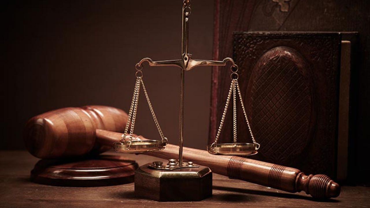 الحكم بالاشغال المؤقتة لـ21 سنة وغرامة مليون ونصف مليون دينار لصاحبي أسبقيات احتالا على رجال أعمال