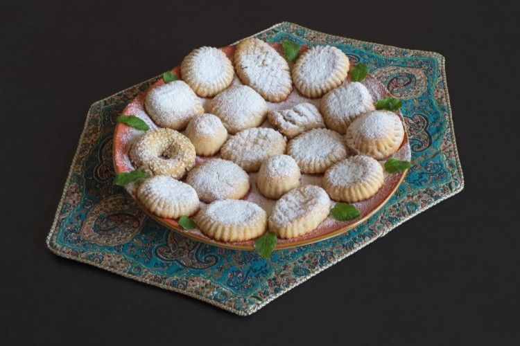 طريقة عمل كعك العيد الناعم