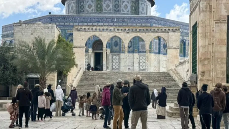 الاحتلال يغلق "الأقصى" أمام الفلسطينيين لتأمين انتهاكات المستوطنين