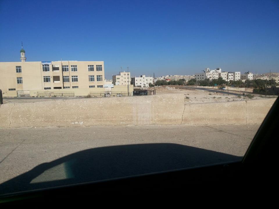 تجمعات " شبابية مشبوهة "   في حديقة البشائر