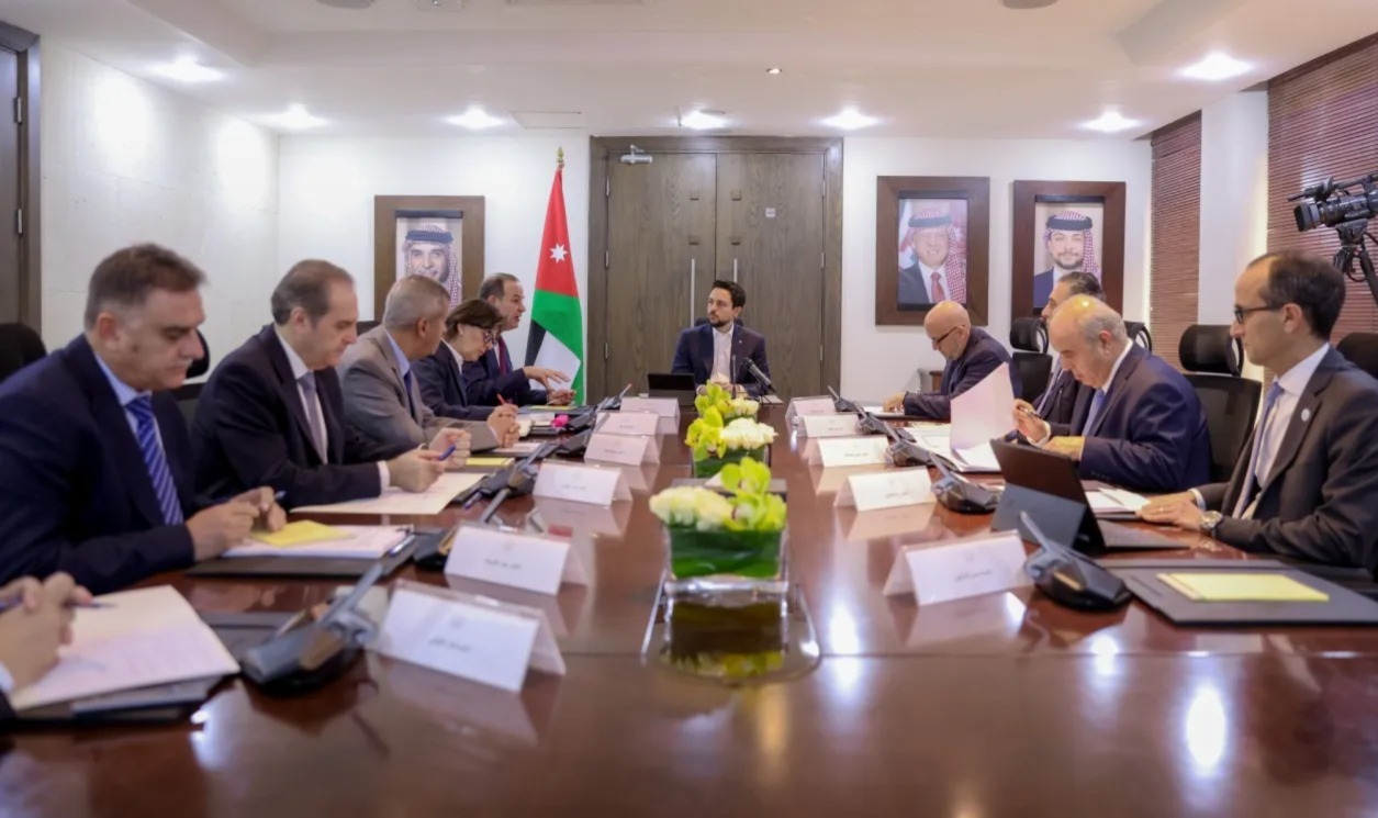 ولي العهد يؤكد أهمية ربط قواعد البيانات الحكومية وتوحيدها    