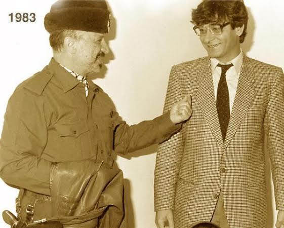 بالصور  ..  الذكرى السادسة لرحيل شاعر الثورة والوطن محمود درويش