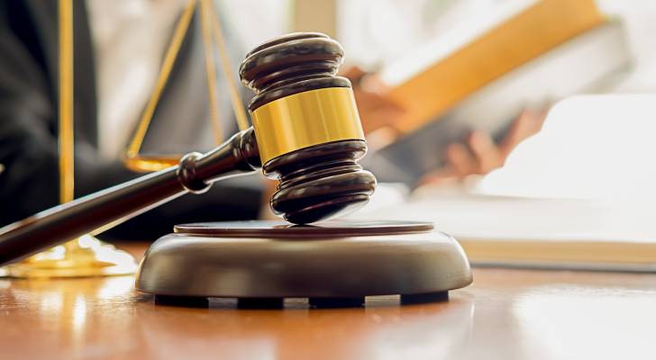 خبير قانوني أردني: قانون منع حبس المدين يشمل قضايا القروض البنكية