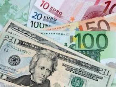رجل يتبرع بـ 3000 جنيه استرليني لسيدة كي تبتسم