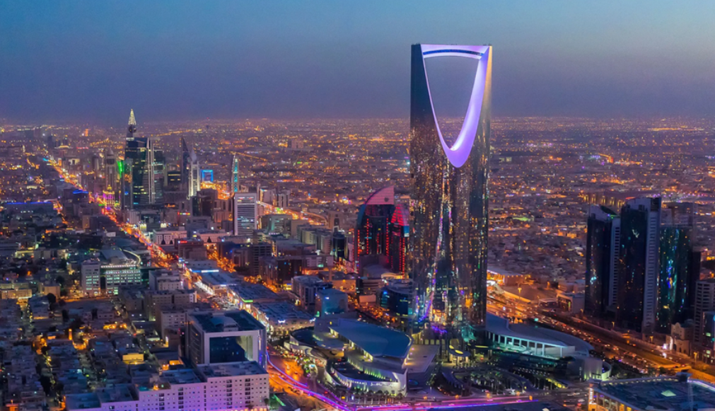 السعودية تنفي رفع الحظر عن المشروبات الكحولية قبل المونديال
