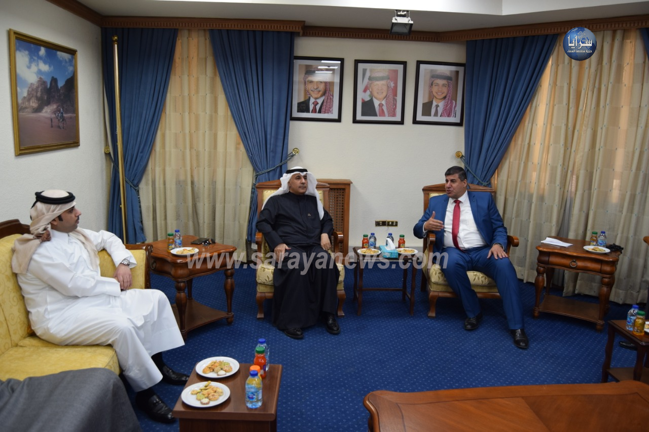 بالصور  .. "فلسطين النيابية" تلتقي سفير دولة الكويت وممثل سفارة المملكة العربية السعودية والامارات العربية وقطر