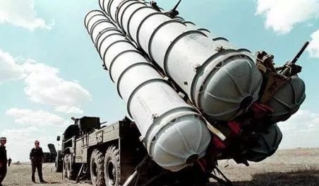 إيران تعلن نجاح مفاوضات ''صواريخ اس-300'' مع روسيا