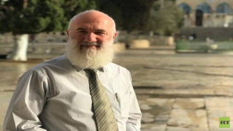 مأذون يعتذر عن عقد قِران المخطوبين في الأقصى  .. ما السبب؟!