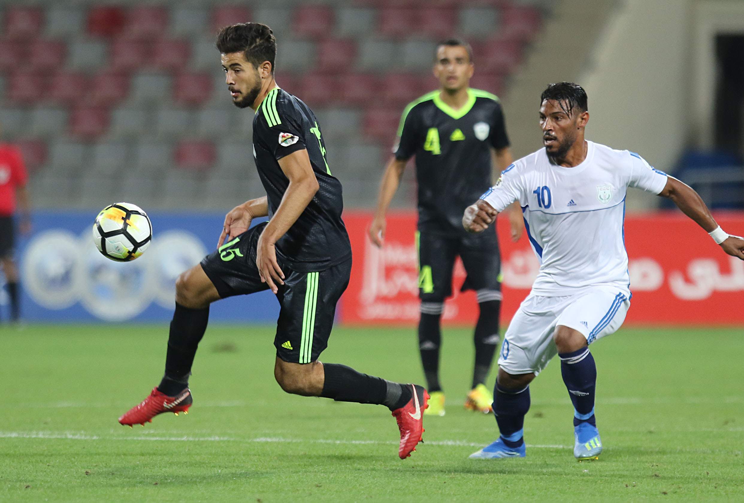 البقعة يعادل ذات راس والحسين يفوز على الصريح في الدوري
